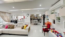Blk 245 Pasir Ris Street 21 (Pasir Ris), HDB Executive #526322301
